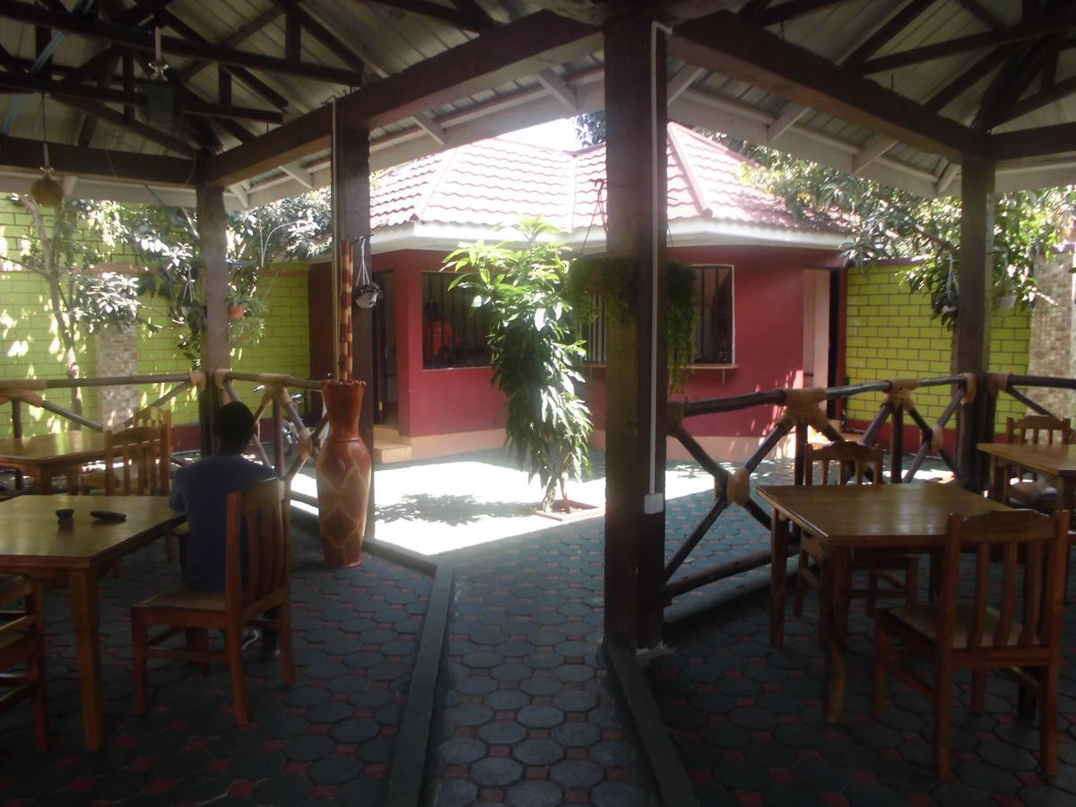 Kili Cottages Moshi Buitenkant foto